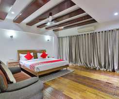 Hotel OYO 23180 Patel Ni Motel