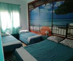 Hotel Habitacions Can Pau Guest House