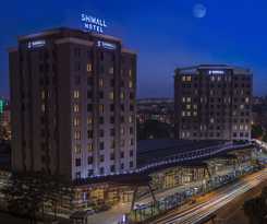  Shimall Deluxe Hotel