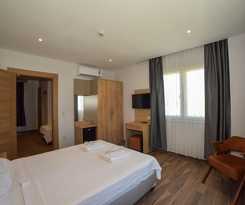 Porta Trakis Hotel