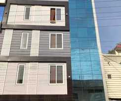 Hotel Frontier Royal
