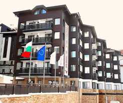 Royal Park and Apartments