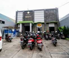 Hotel RedDoorz Plus @ Banjarmasin Tengah