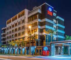 Comfort Suites Fort Lauderdale Airport and Cruise Port