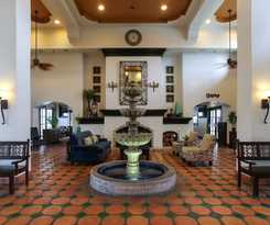 Oxford Suites Pismo Beach