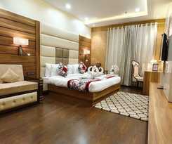 Hotel Makhan Residency