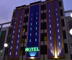 Hyper Inn