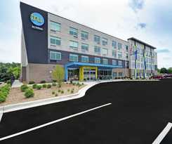 Tru by Hilton Grand Rapids Airport