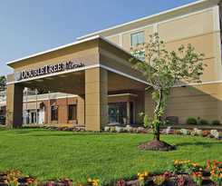 DoubleTree by Hilton Mahwah