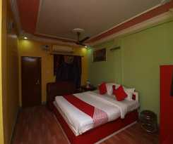 Hotel OYO 27996 Green Park