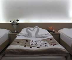Derya Otel