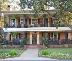 Hotel Merry Acres Inn