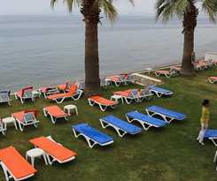 Nuova Beach Hotel
