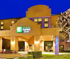 Hotel Holiday Inn Express y Suites Irving Conv Ctr - Las Colinas
