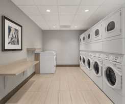 Hotel Staybridge Suites Florence - Civic Center, an IHG