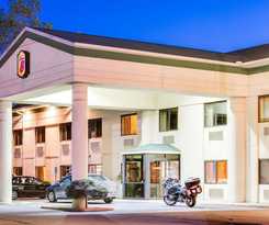 Hotel Super 8 by Wyndham Port Clinton
