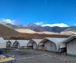 Hotel Wonderland Camps