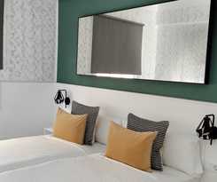Room27