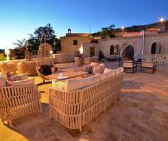  Crassus Cave Hotel