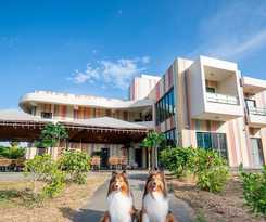 Hotel Hand Pet Rainbow Maison Resort