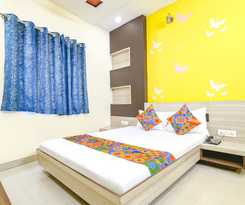 Hotel Fabexpress Blue Star