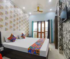 Hotel Fabhotel Raj Niwas