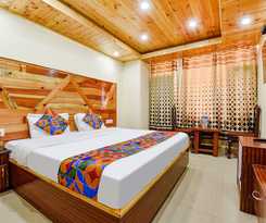 Hotel Fabhotel Mayra Grand