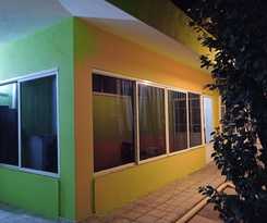 Hotel Hostel Paricut&iacute;n