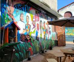 Hotel HOSTAL LEDEZTRUS