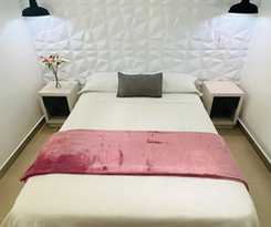 Hotel Kromatic Hostel