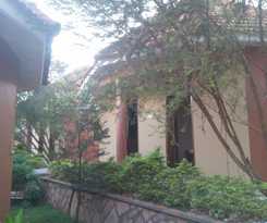 Mak Cottages