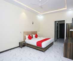 Hotel OYO 41721 Lal Havelii
