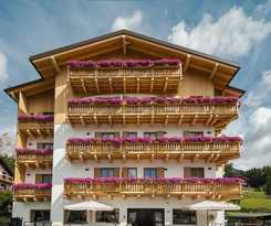 Camina Suite and Spa