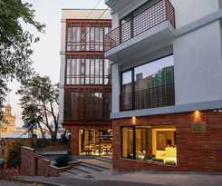 BARNOVI BOUTIQUE HOTEL