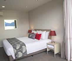 Hotel Marakura Deluxe Motels