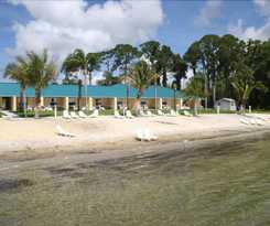 Hotel Lake Grassy Inn and Suites