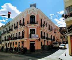 Hostal Latitud Ecuem