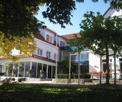 Hotel and Restaurant Gr&uuml;ner Baum