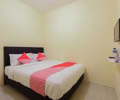 OYO 779 Mn One Residence Syariah Near ITC Cempaka Mas