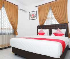 Hotel OYO 1136 Surya Solo