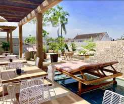 Hotel Soy Local Insignia