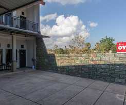 Hotel OYO 1681 The Kost Tdm 2