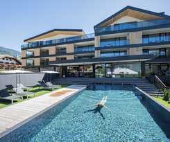Montanaris Apartments