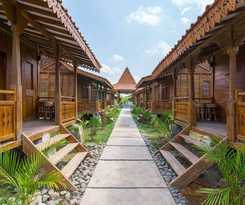 Hotel OYO 1304 Roemah Gladak Kebon Sidoluhur