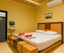 Hotel Yani Homestay