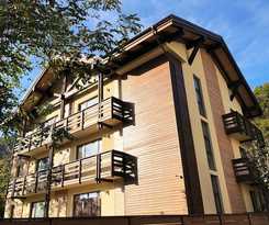 Vverh Guesthouse
