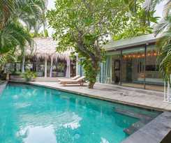 The Green Room Canggu - Hostel