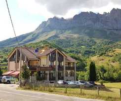 Hotel Cumbres Valde&oacute;n