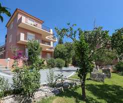Pelagos Apartments