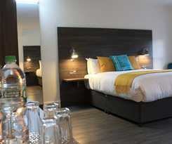 Base Accommodation Dingle